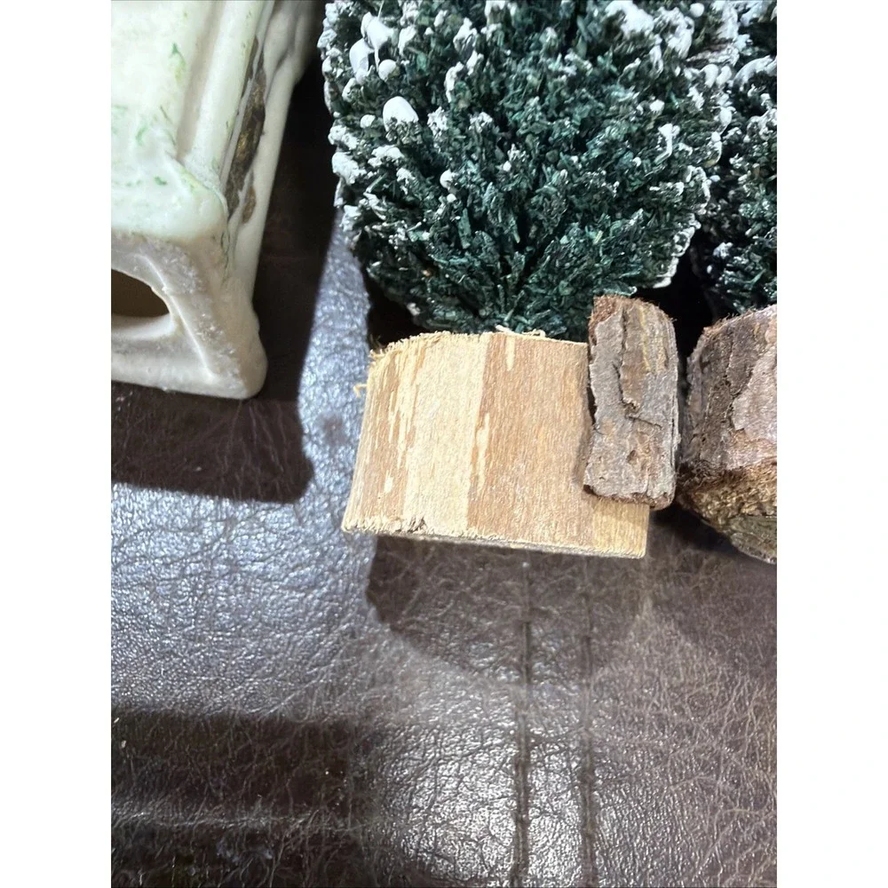 Miniature Ceramic White Gold Trim Village Houses Glitters Lot of 5 Vintage Trees